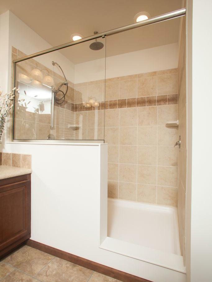 Commodore Custom Home - master bath